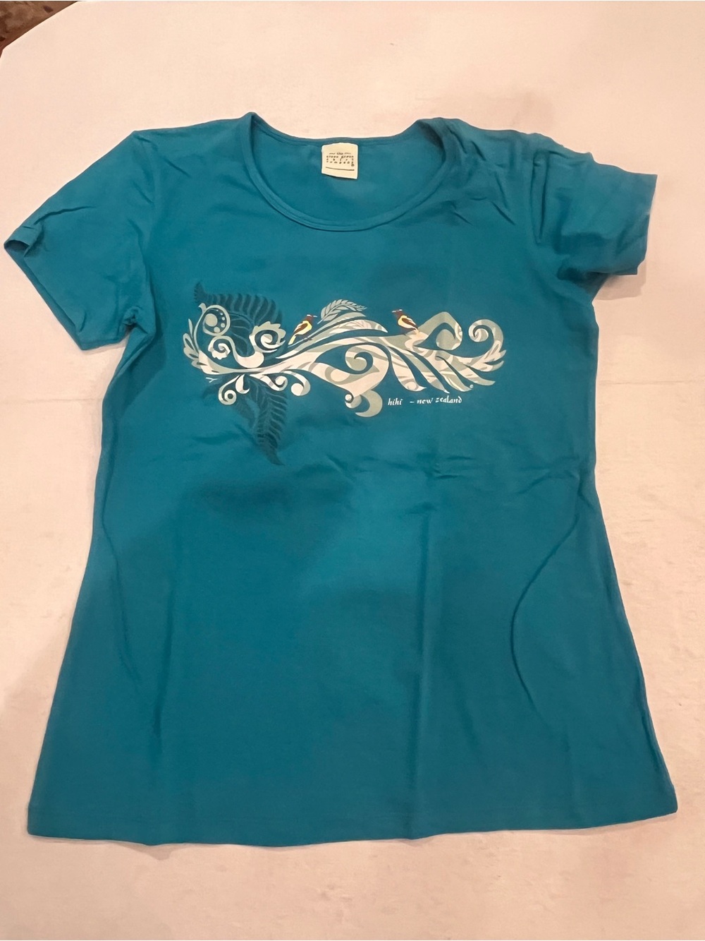 Vintage New Zeland Teal Graphic souvenir style Tee. Made in New Zeland. GUC!